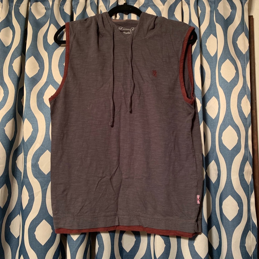 Men’s sleeveless shirt